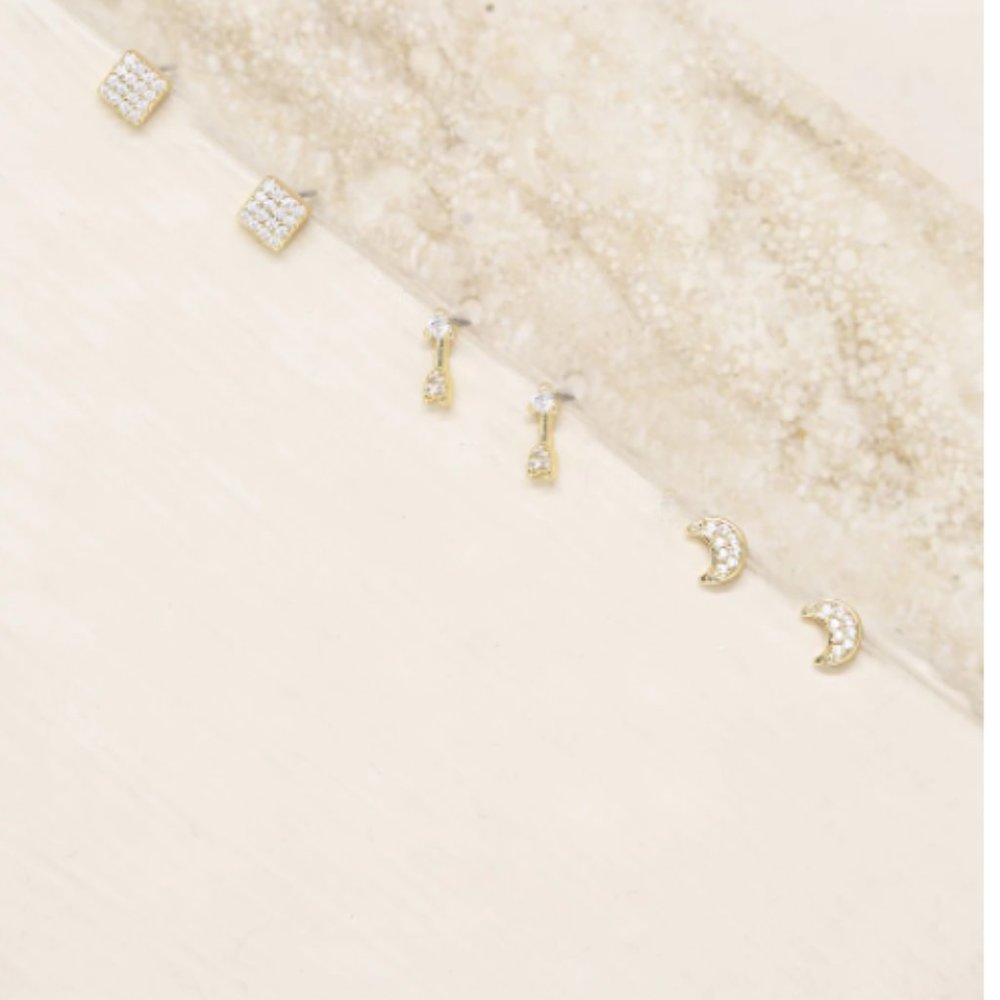 BNWT Ettika Moon, Arrow & Square Crystal 18k Gold Plated Stud Set